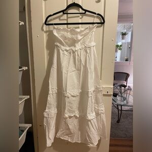 Strapless white midi dress with embroidered details